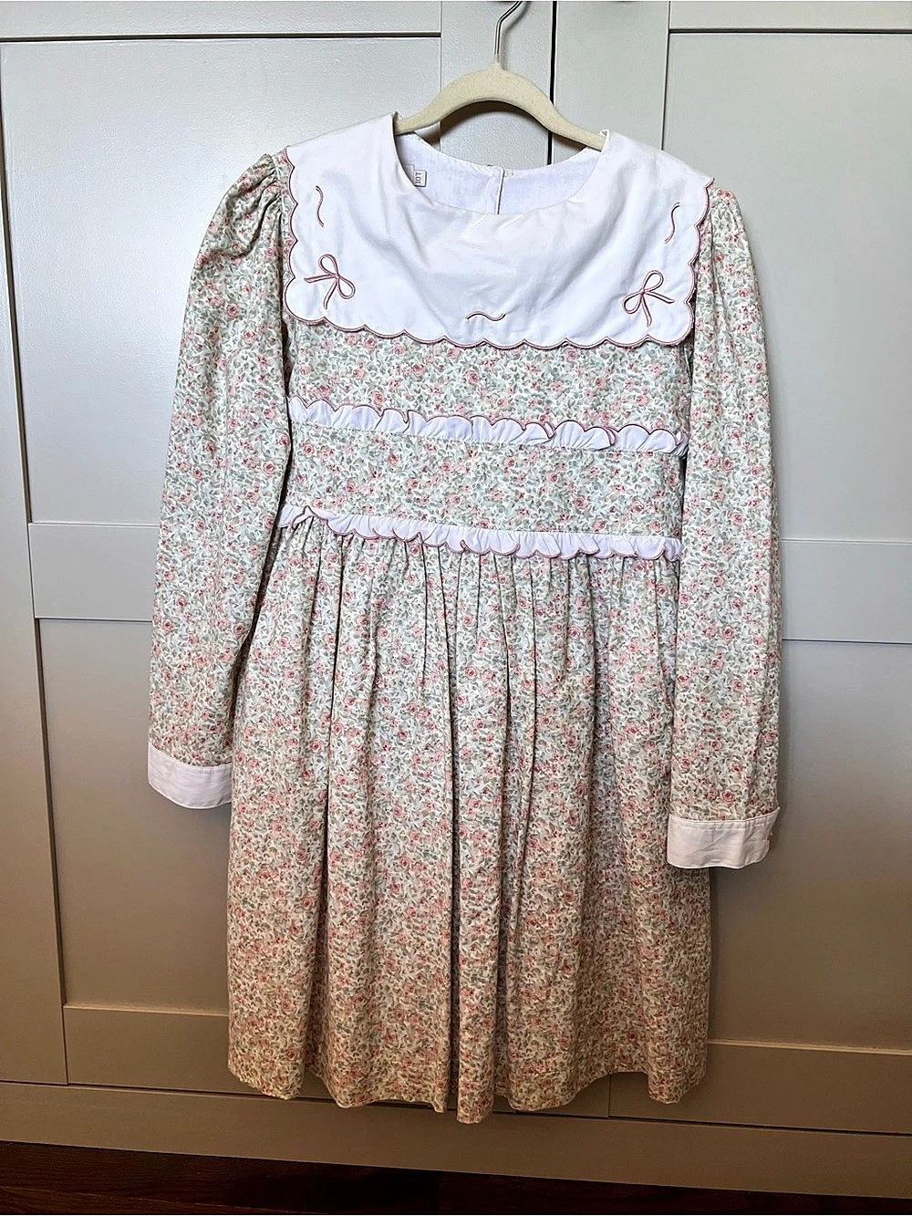Sal & Pimenta Floral Embroidered Dress Size 10T Like New